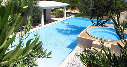 Villa Sea Orchard Sutivan