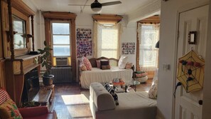 1 chambre, fer et planche à repasser, Wi-Fi gratuit, draps fournis