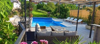 Bellissimo appartamento Selci **** situato nella casa privata con piscina privata