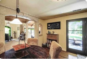 Unclassified image, 4 of 65, button