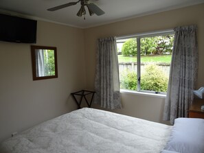 3 habitaciones, tabla de planchar con plancha y wifi gratis 