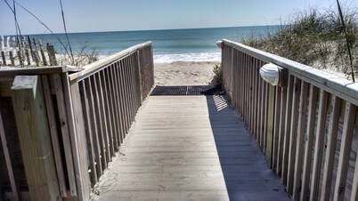 10%OFF OCEANFRONT CONDO>SHIPWATCH Villa 2BD~WEEKLY &MONTHLY RENTAL>MAR-APR. 2026