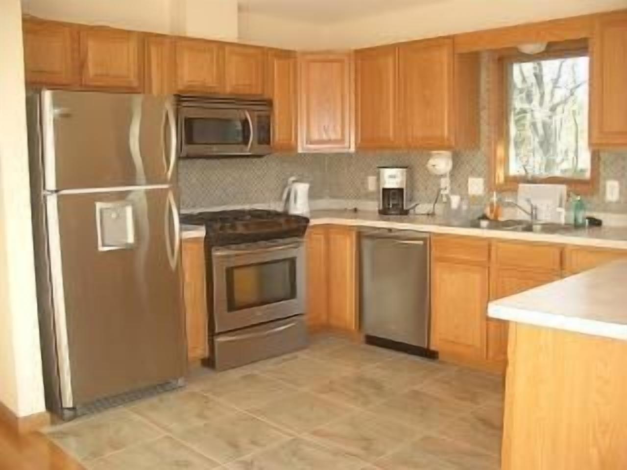 Luxury 3-Level Chalet - Simply the Best !