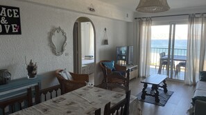 Smart TV, video games, books