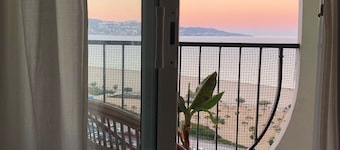 2 Bedrooms- Balcony with beautiful views, Beachfront.