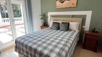 5 chambres, fer et planche Ă repasser, lit parapluie, Wi-Fi gratuit