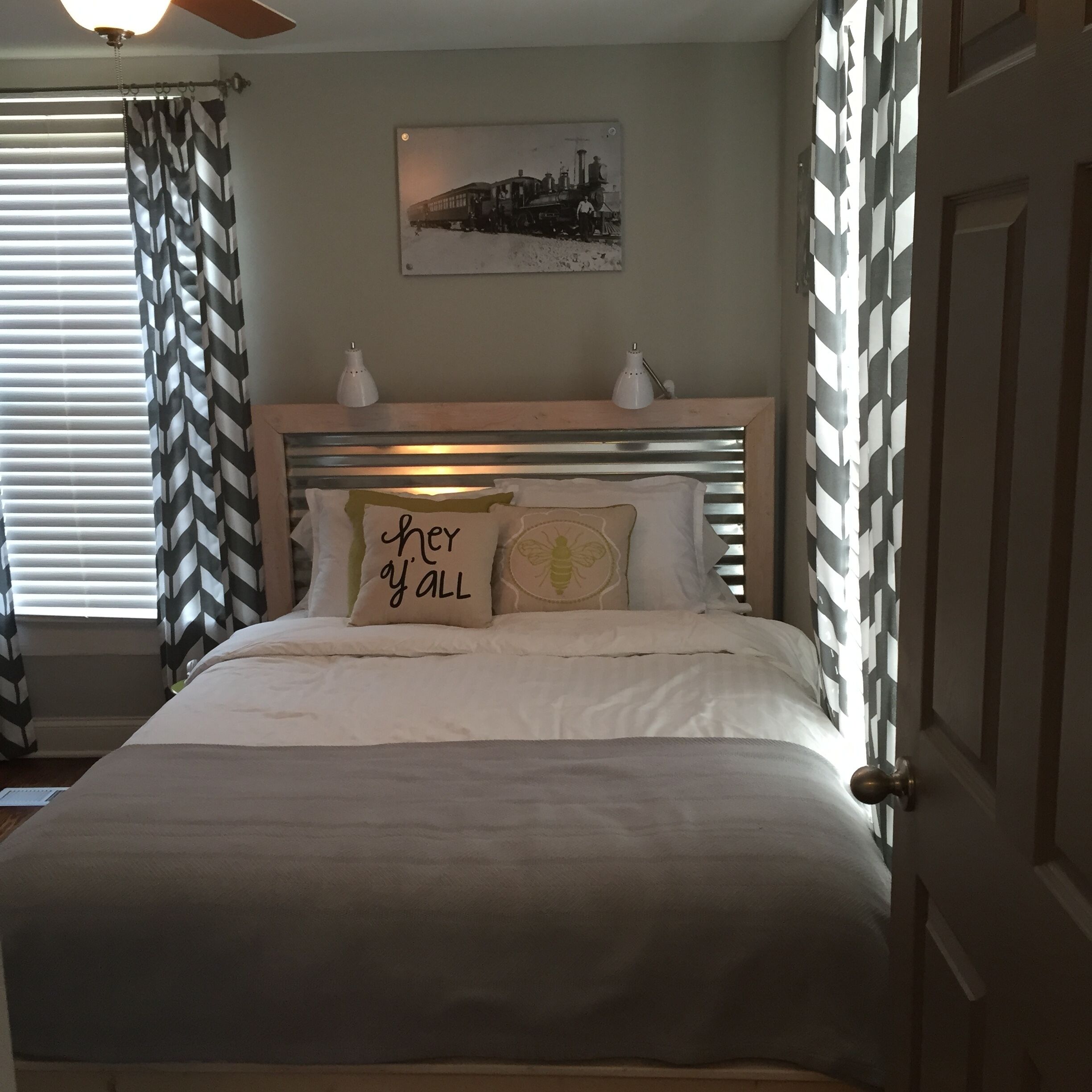 Northshore/Downtown! Close to everything! Comfy, cozy Bungalow! Family Home! 