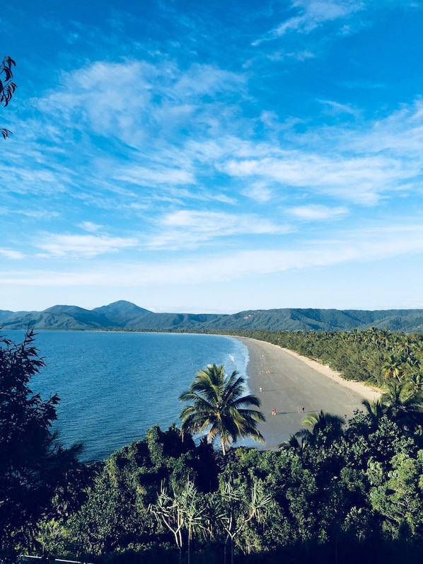 Beach towels - Beach Pavilions - Barefoot luxe with beach house vibes. (Port Douglas)