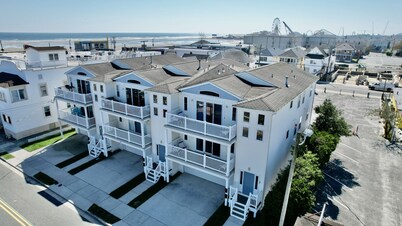 Shore Thing, 100 Steps to the Beach, Boardwalk and Sand, BBQ, WiFi