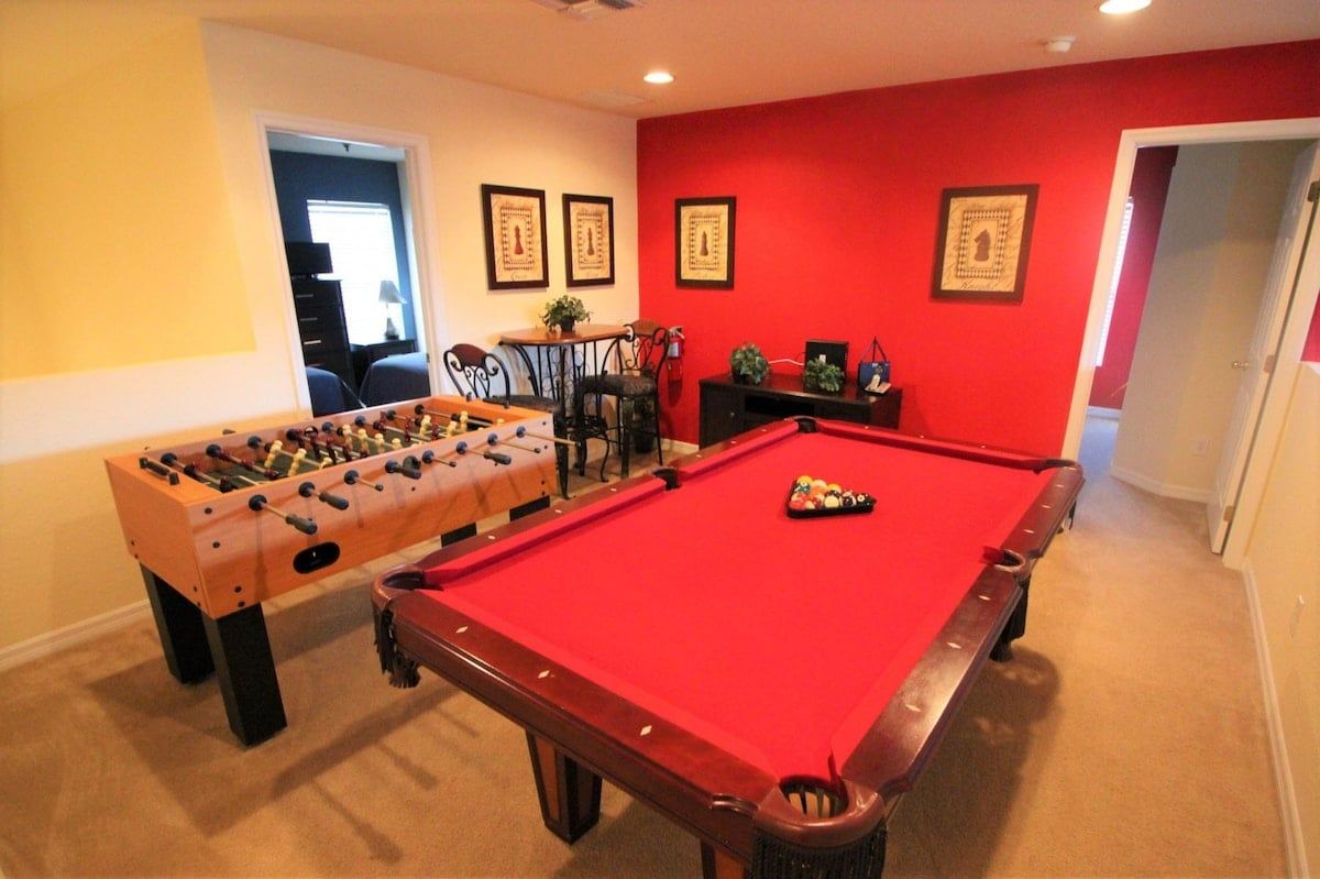 Spielezimmer