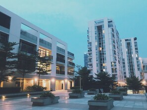 المنشأة من الخارج