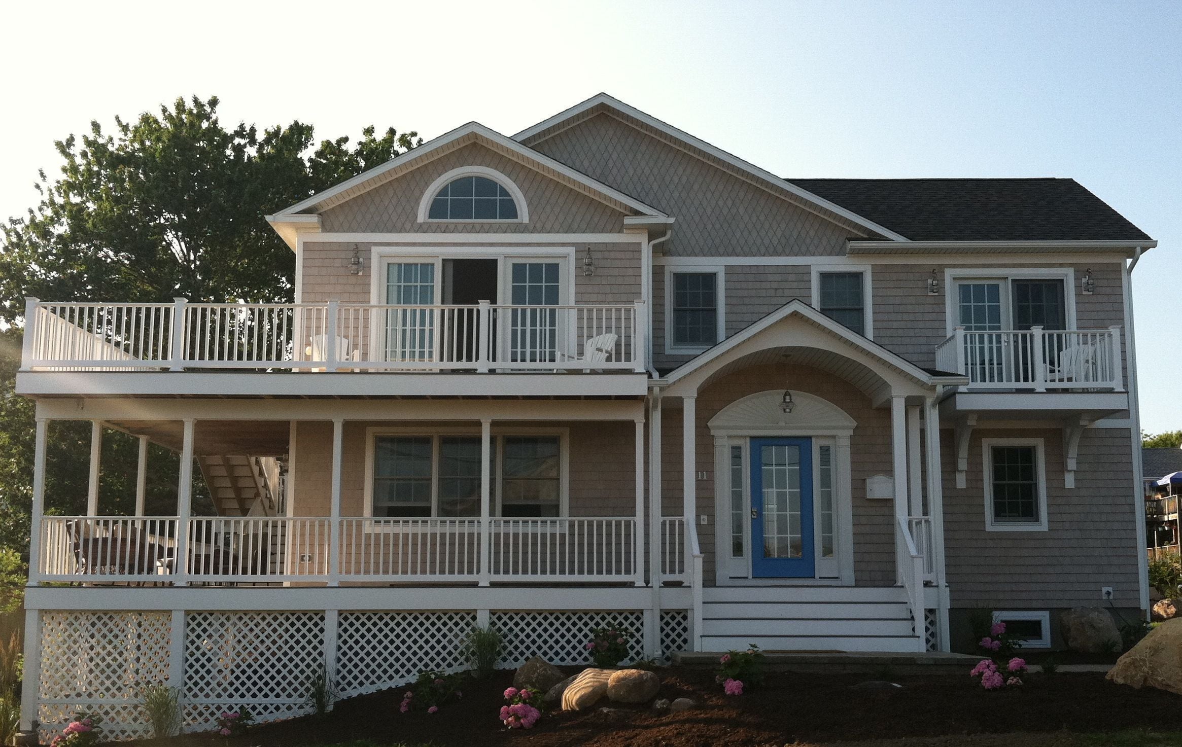 Water Views - Short Stroll to Beach - Open Concept