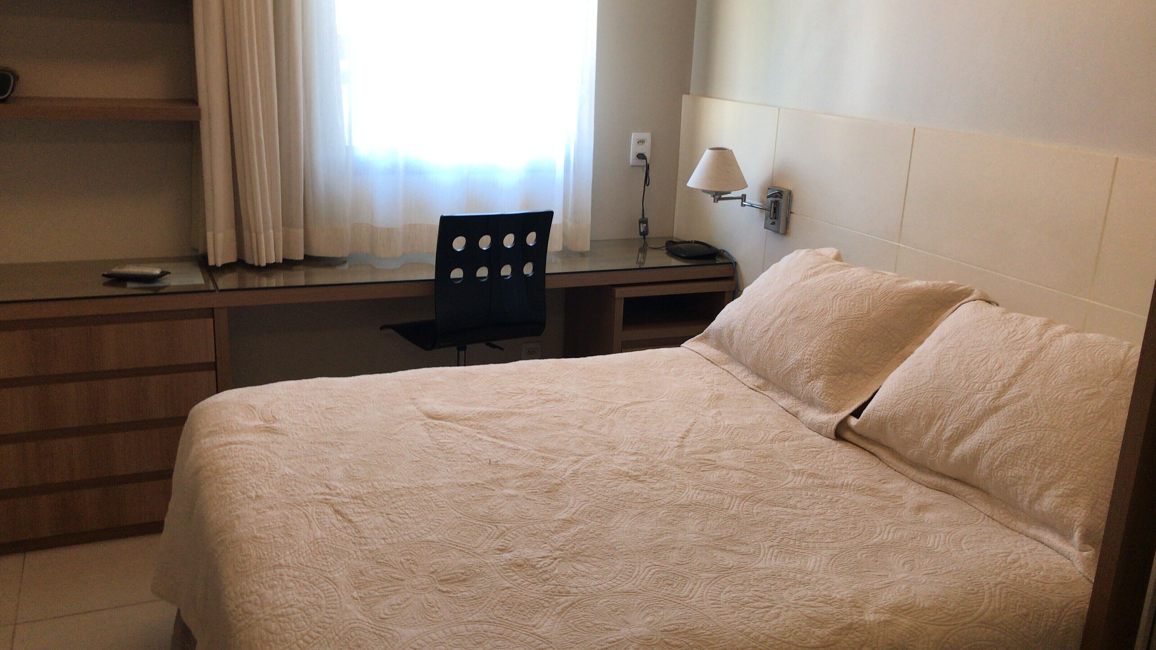 Excellent flat on the edge of Paranoá Lake