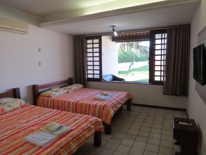 8 chambres, fer et planche à repasser, Wi-Fi