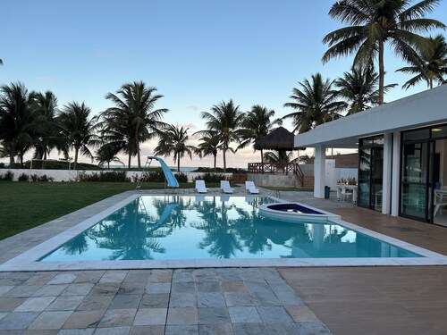 Excellent seaside house with pool, swim up bar and mine football field