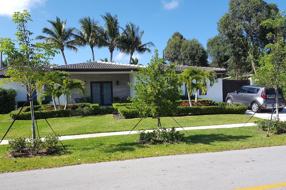 Deerfield Beach Private vacation home