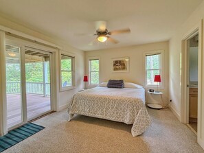 5 Schlafzimmer, Bügeleisen/Bügelbrett, Reisekinderbett, WLAN