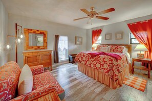 2 Schlafzimmer, Bügeleisen/Bügelbrett, Reisekinderbett, Internetzugang
