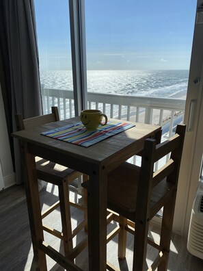 Dining - Daytona Beach 12th Floor Oceanview With Spectacular Views (Daytona Beach)