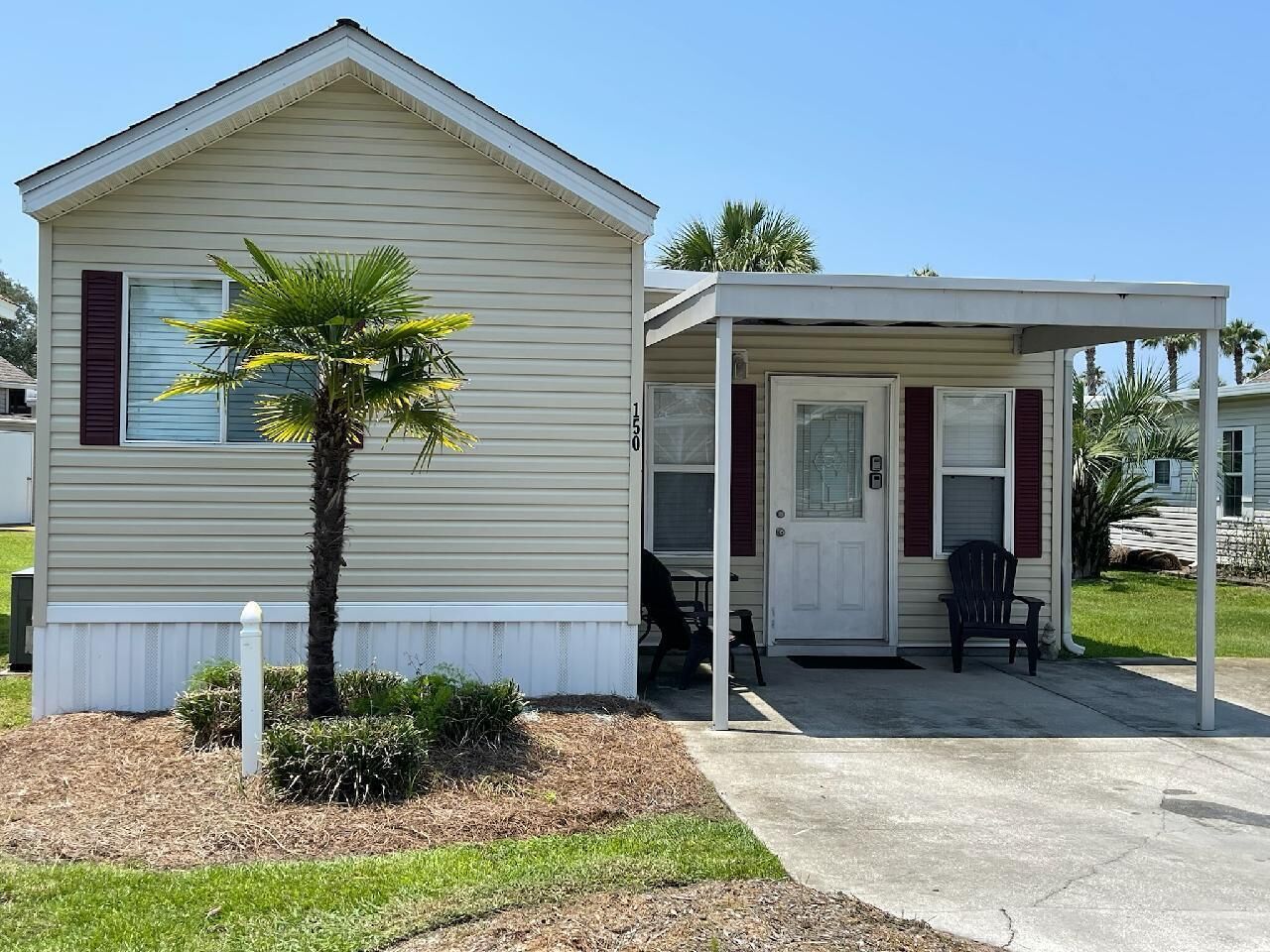 Gated great for families and winter guests<br>Other units inquire if unit booked