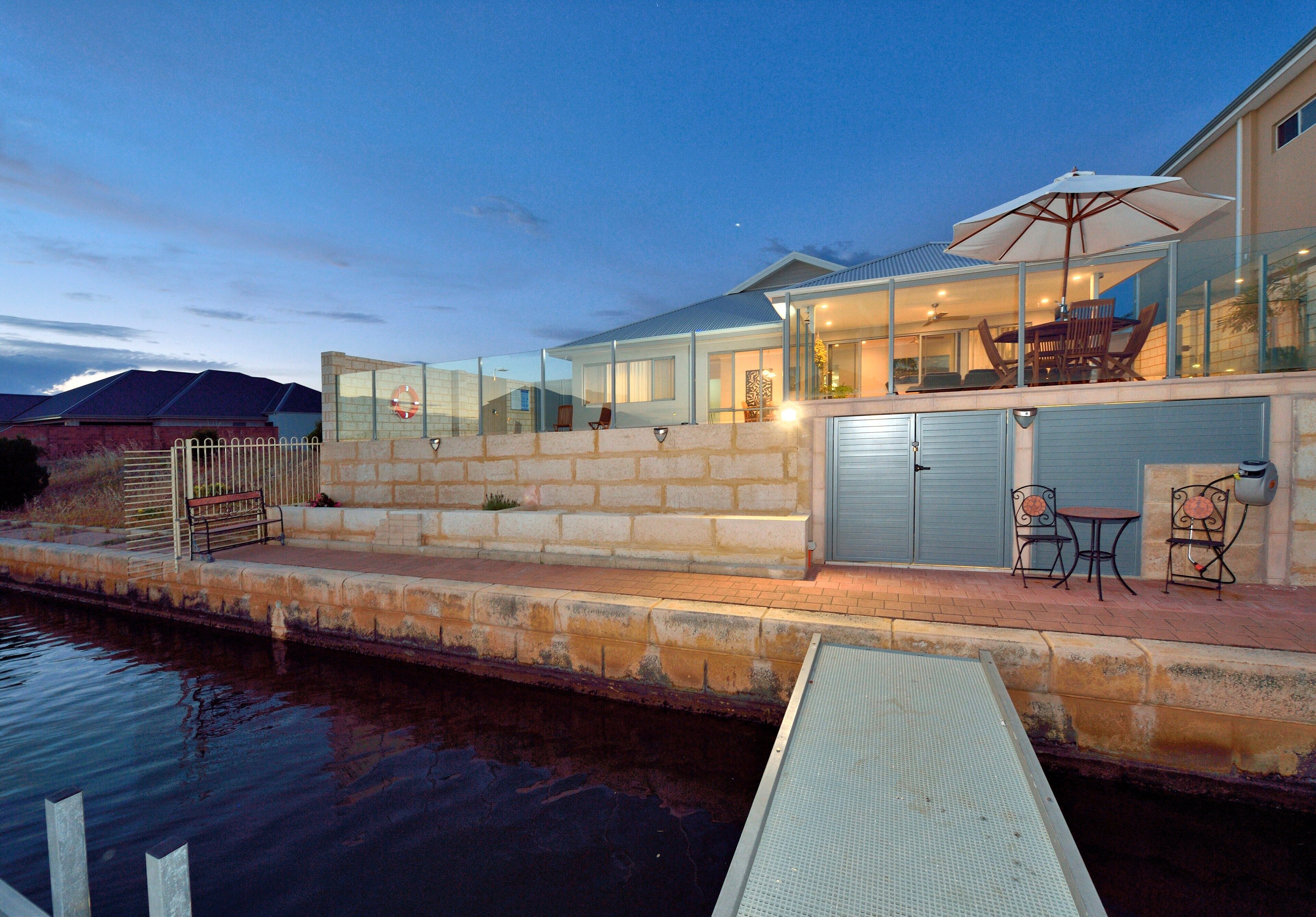 Blue Lagoon on Canal — image 5