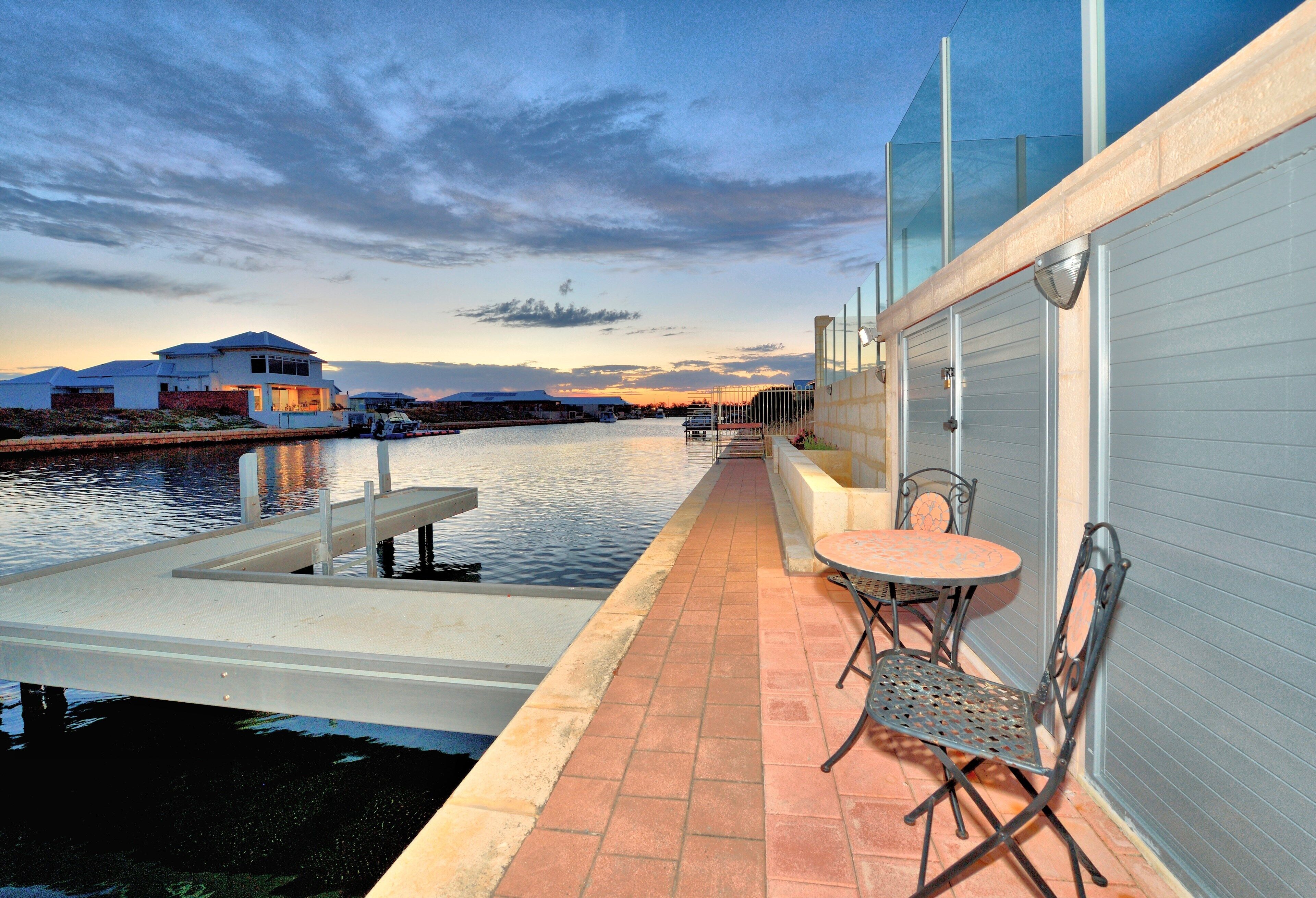 Blue Lagoon on Canal — image 18