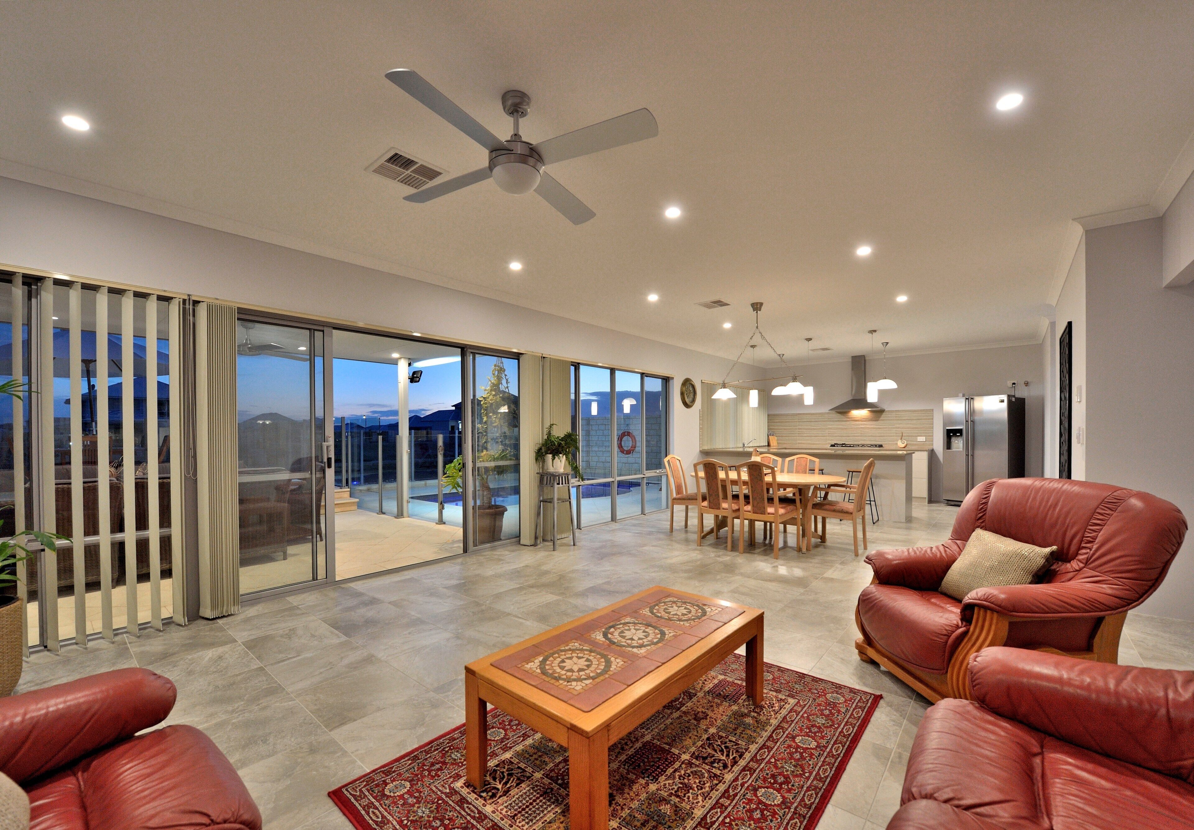 Blue Lagoon on Canal — image 23