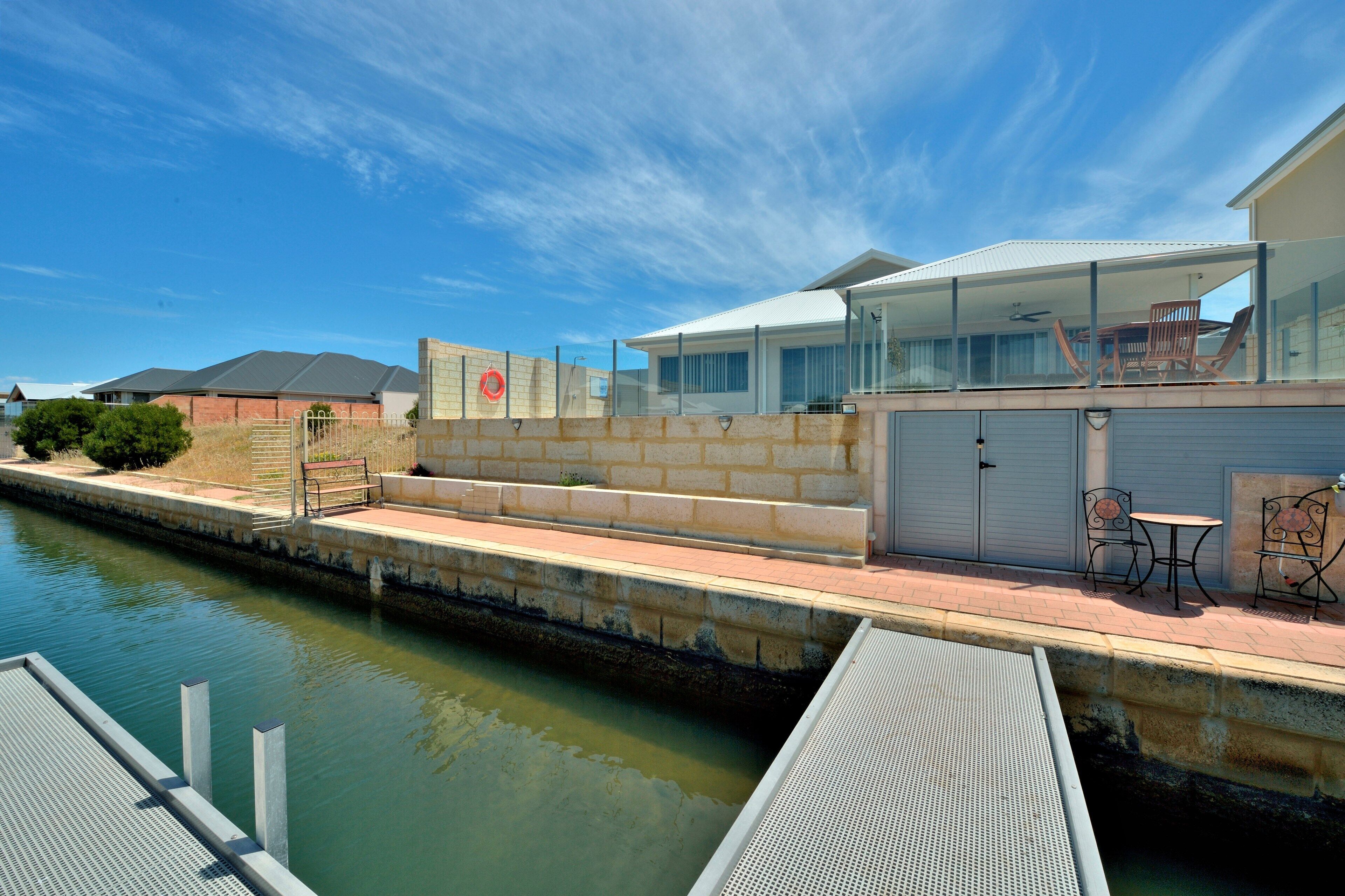 Blue Lagoon on Canal — image 7