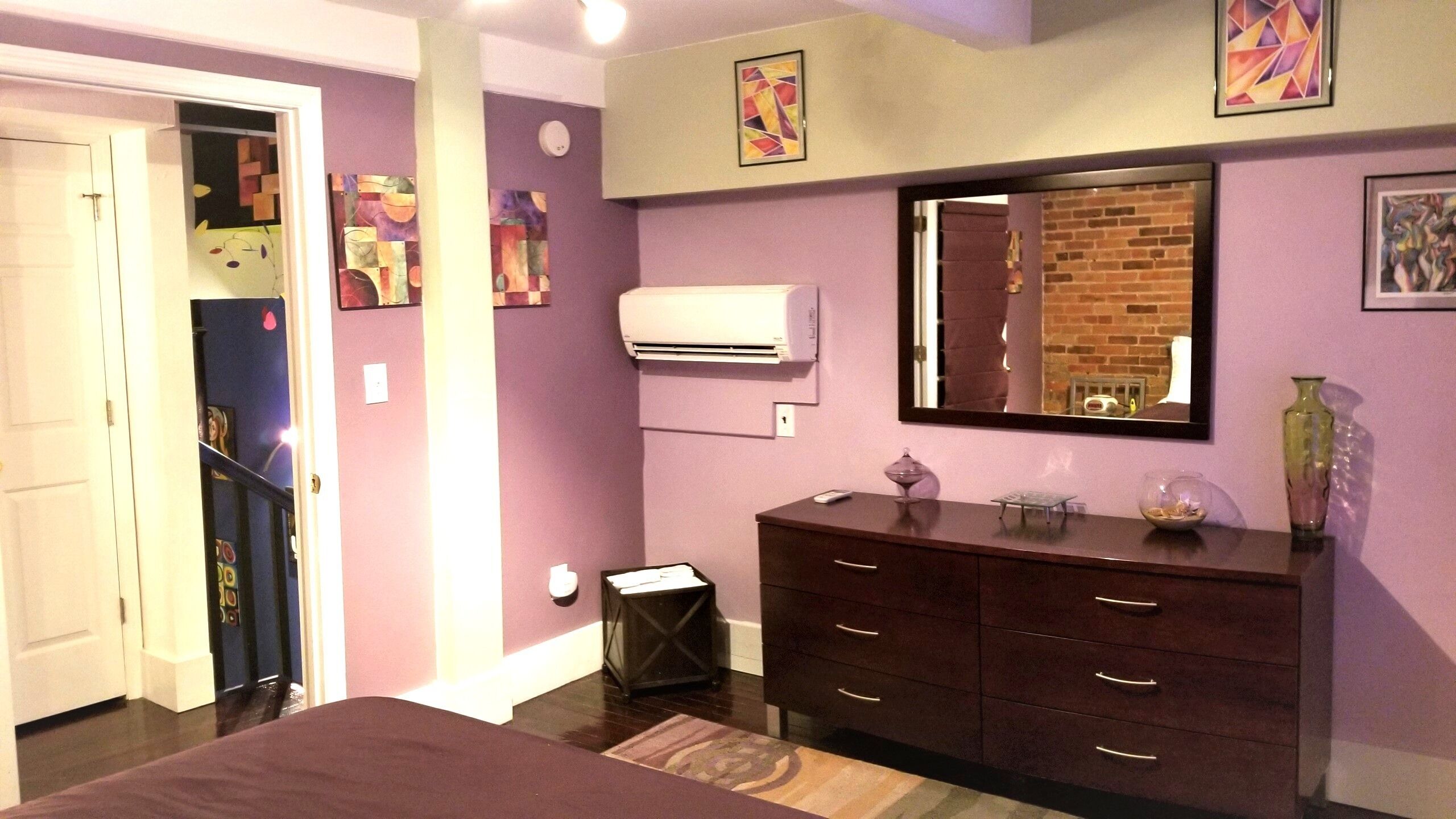 The Gallery Getaway in the Heart of Historic, Riverfront Wilmington! 