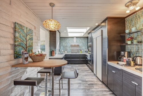 Voit tehdä kaiken oikealta täältä. PLAY, RELAX, REGROUP.  VARAA TÄNÄÄN UUDET HINNAT.