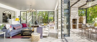 Solar-Powered Table Mountain Retreat, Kid-Friendly Space with Lush Garden & Pool