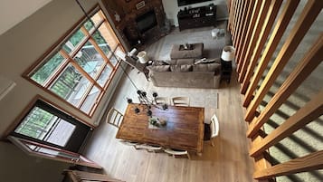 Smart TV, fireplace, video games, DVD player