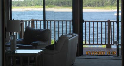 Waterfront Deckhouse