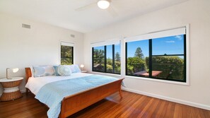 3 bedrooms, iron/ironing board, free WiFi, bed sheets - MYSTIC WAVES | WIFI , Pet Friendly | Accom Holidays (WAMBERAL)