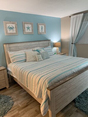 2 bedrooms, iron/ironing board, free WiFi, bed sheets