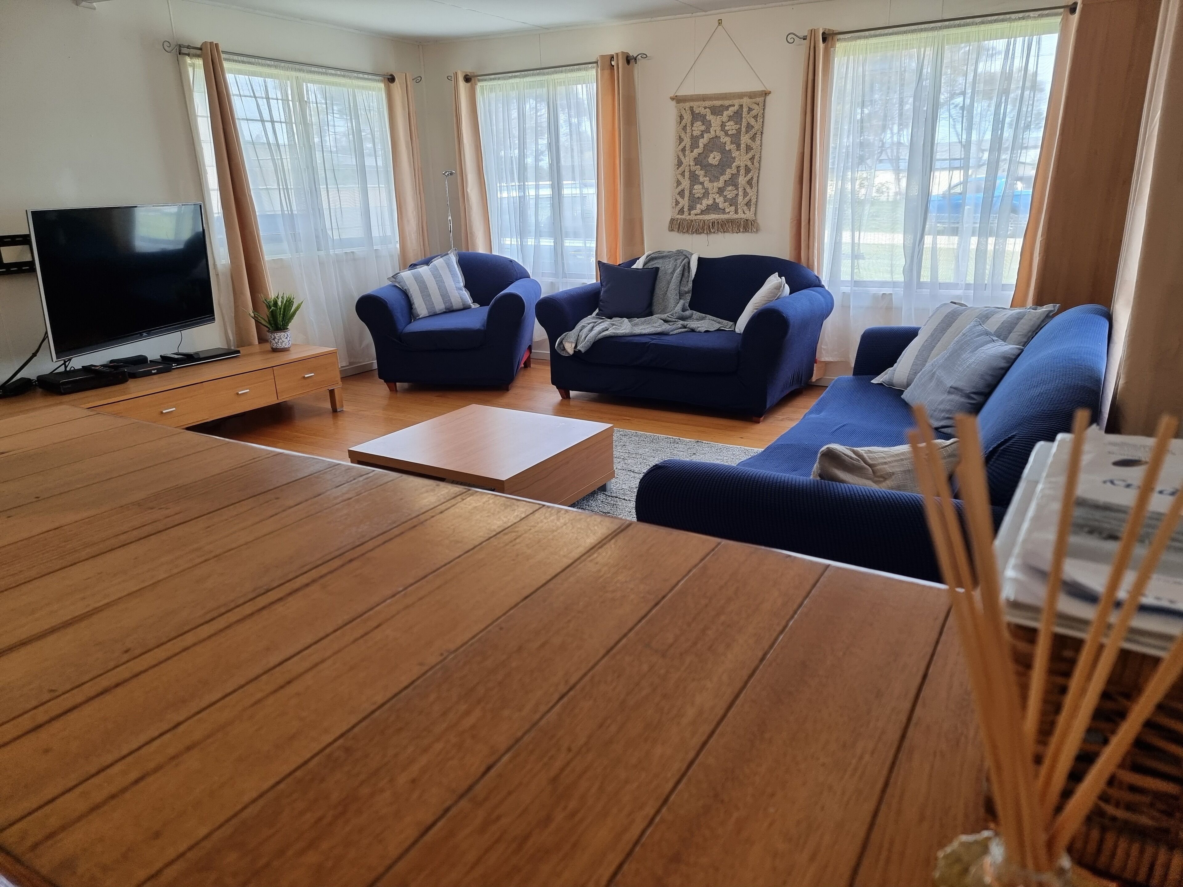 WIFI, Foxtel, Close to beach and river, Playground, Quiet location