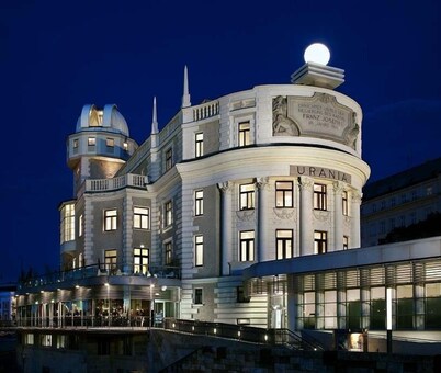 newly renovated Apartment-3 min Walking distance to Historical City Center