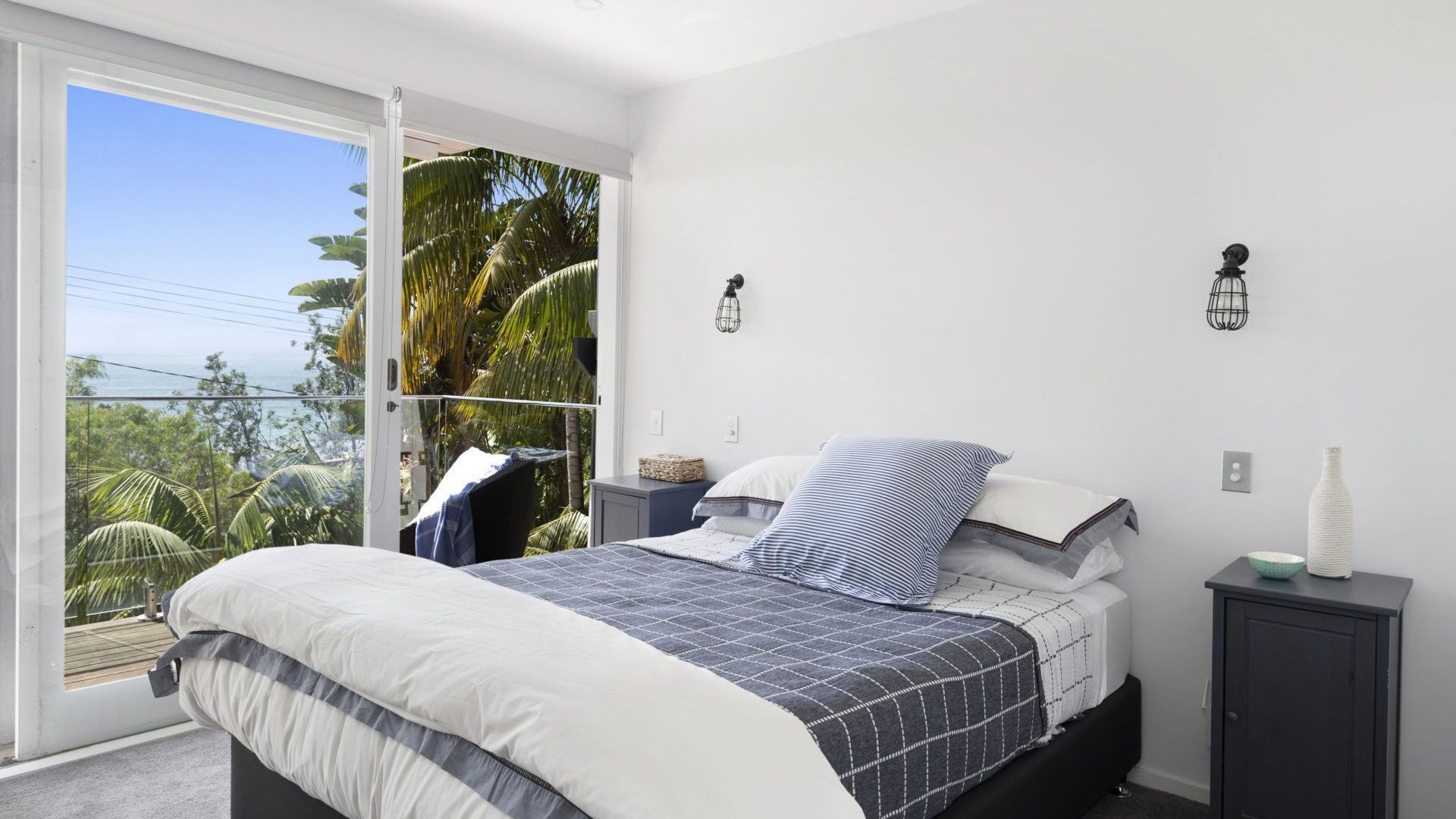 TRADE WINDS by Palm Beach Holiday Rentals — image 14