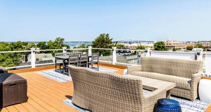 Enjoy Sunsets Over Newport Harbor From A Large Roof Deck