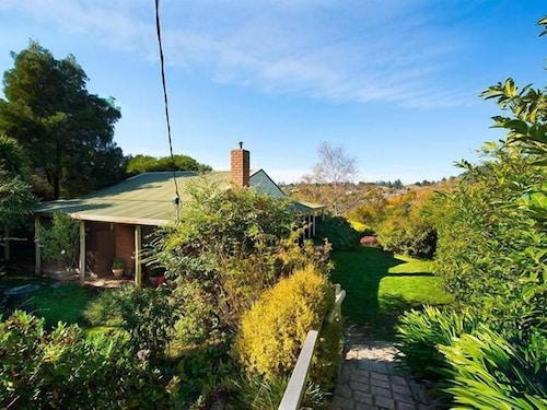 Tara Cottage - pet friendly