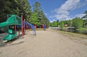 Children's area - Spacious Open Concept House with Beach Access (Moultonborough)