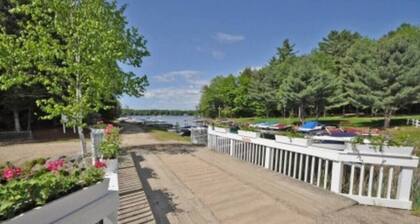 Spacious Open Concept House with Beach Access