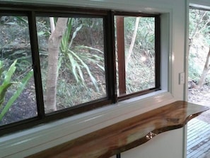 Interior - The Bower Bird Shack, Bush & Beach! (Coledale)
