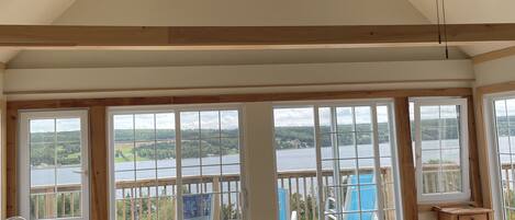 4 bedrooms, iron/ironing board, travel crib, free WiFi