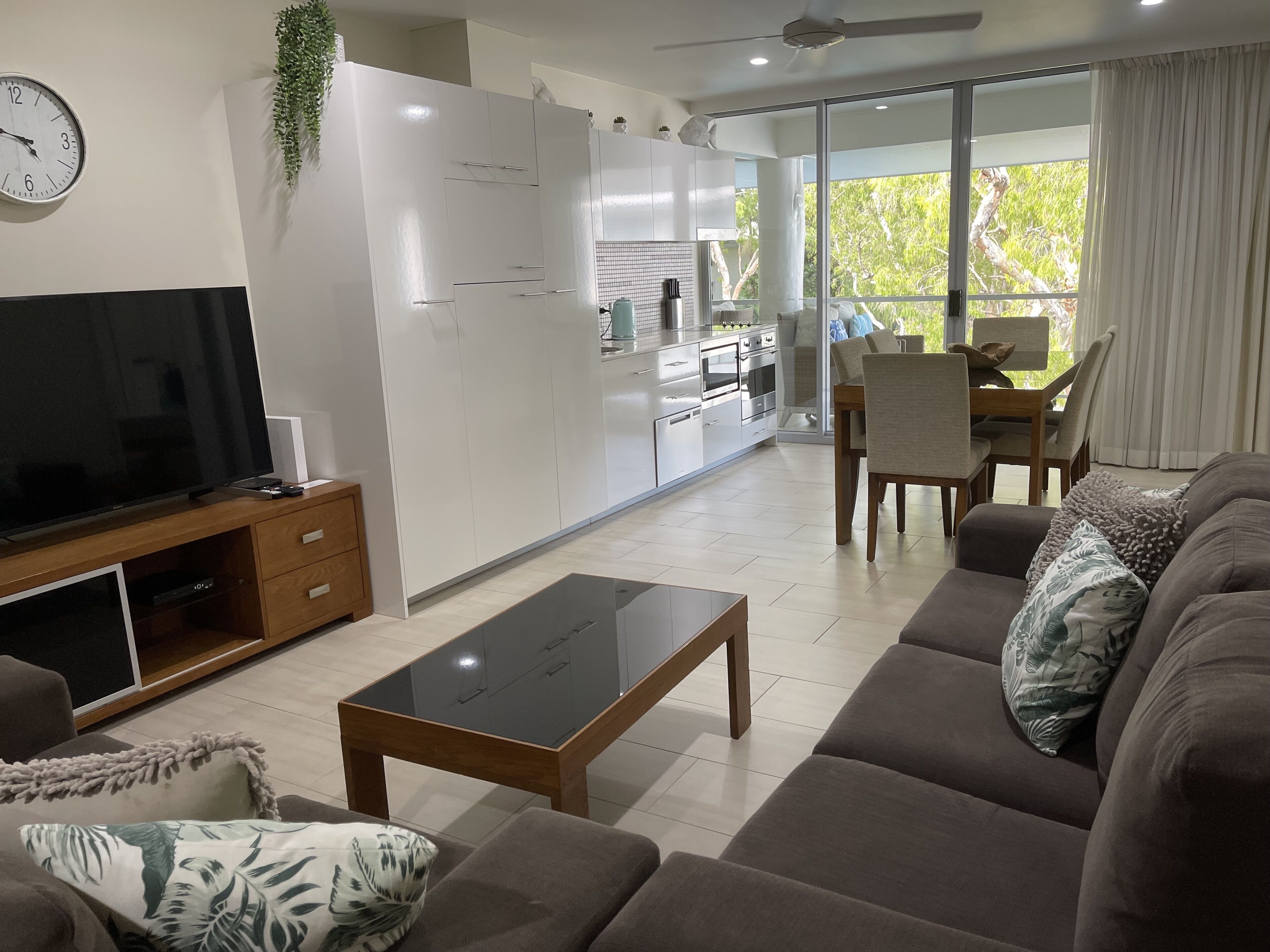 1405- DRIFT RESORT- LARGE FAMILY APARTMENT WITH STUNNING OCEAN VIEWS  — image 12