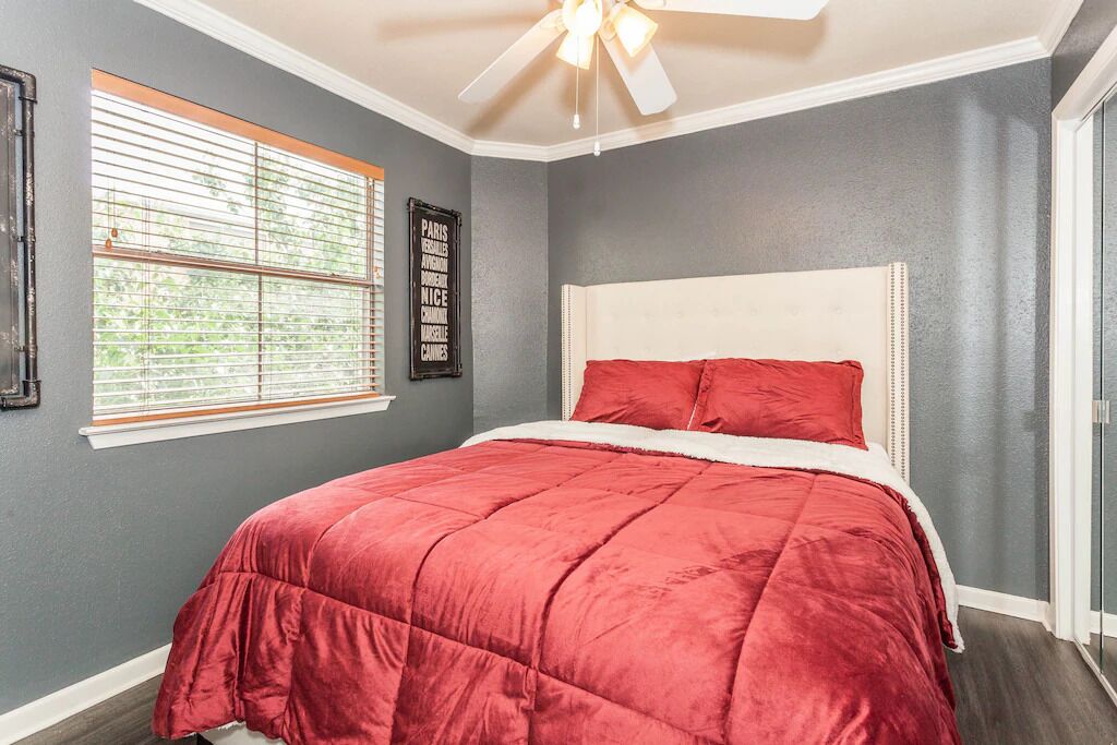 Rock Royalty 4 bedroom Suite