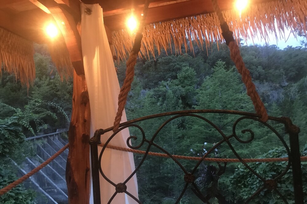 Romantic Cabin Getaway