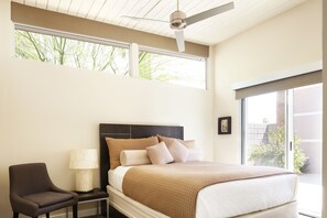 3 habitaciones, escritorio, tabla de planchar con plancha y wifi gratis 