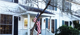 Highly recommended Historic District Getaway-Walk Everywhere!