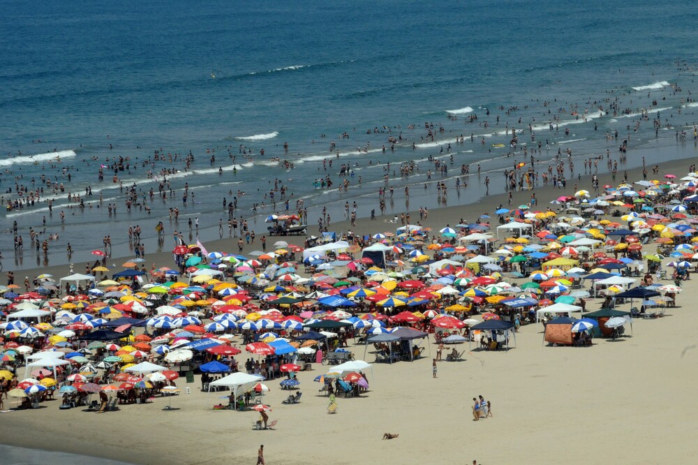 Apto Praia Grande Tupi with Aviation